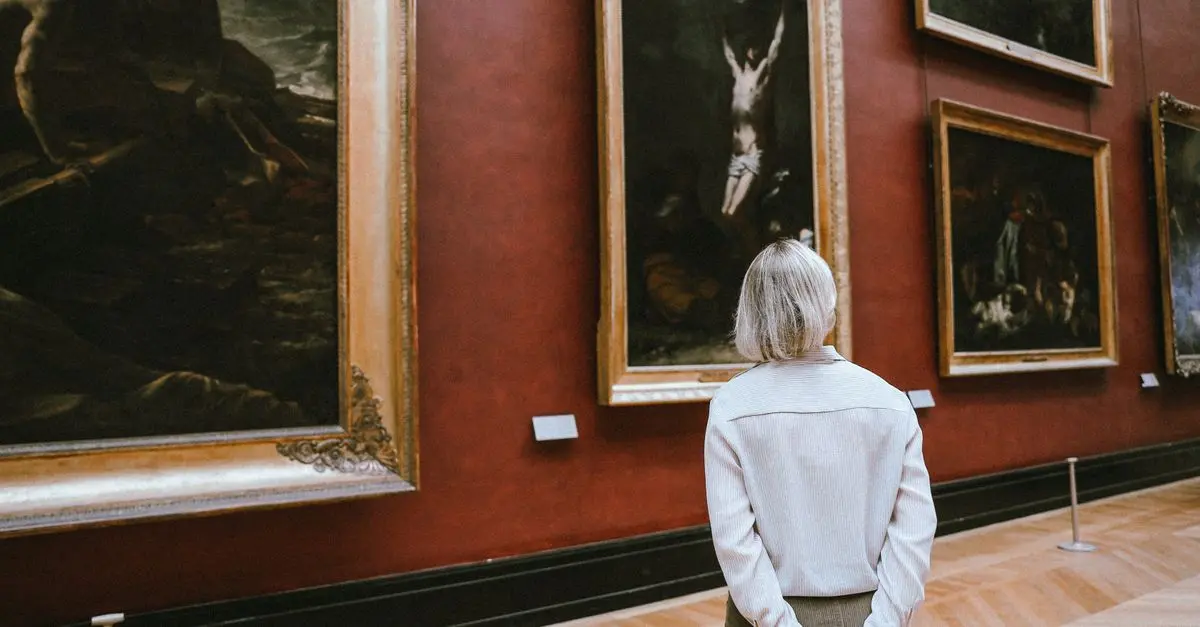 Comment Évaluer une Exposition d'Art Contemporain